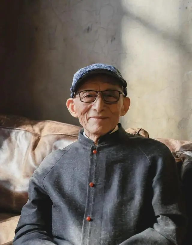 百度热点明星排名前十,_揭秘热度巅峰_2024年度百度男明星搜索指数榜单