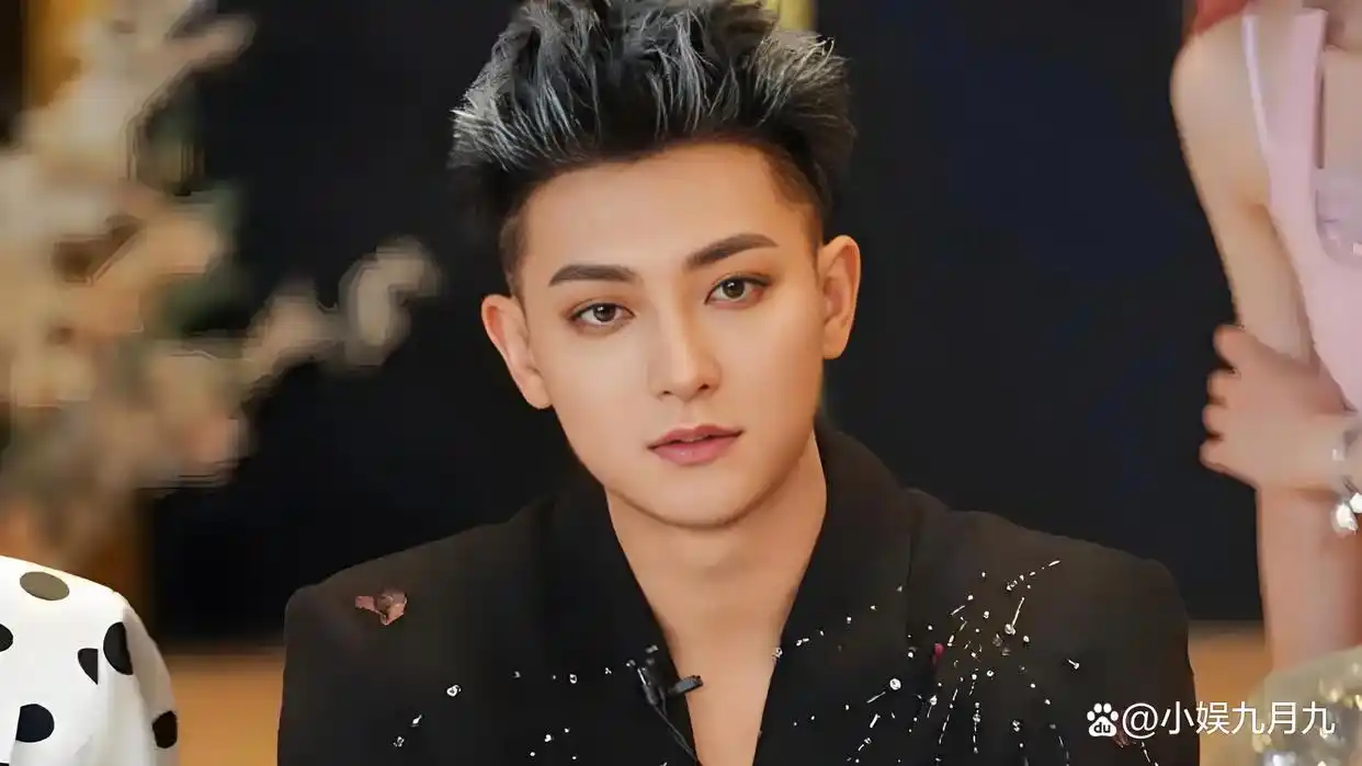 2026年抖音粉丝排名前十的男明星_抖音最近热点明星是谁呀,_抖音粉丝排名前十的娱乐圈男明星