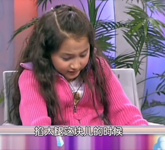 关晓彤家庭背景_关晓彤母亲李君_娱乐圈父女关晓彤